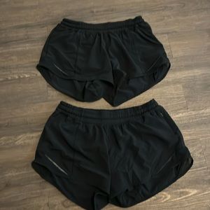 Lululemon Hotty Hot Low-Rise Lined Short 2.5”